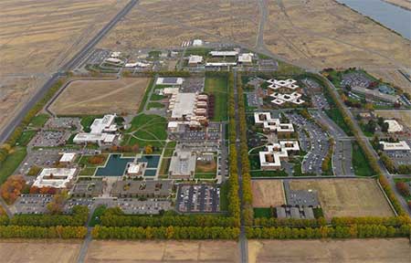 Een luchtfoto van het Pacific Northwest National Laboratory in Richland, Washington.